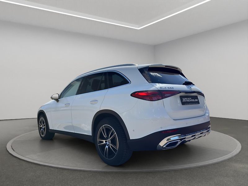 Mercedes-Benz GLC (2025) 200 4MATIC - fotka 5 z 23
