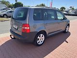 Volkswagen Touran 1.9 TDi DSG Highline - náhled 4