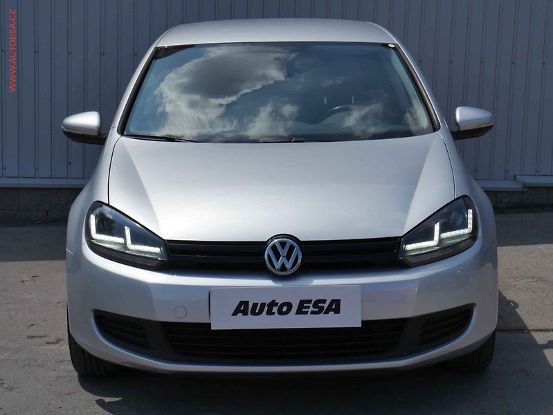Volkswagen Golf (2011) 1.2 TSi, Trendline - fotka 2 z 16