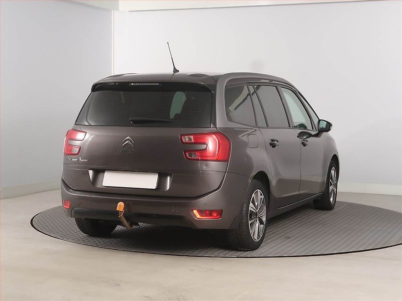 Citroën C4 Picasso (2016) 1.6 BlueHDi, 7 míst, Navi - fotka 5 z 18