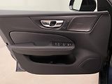 Volvo V60 (2026) B4 AUT DARK PLUS - náhled 7