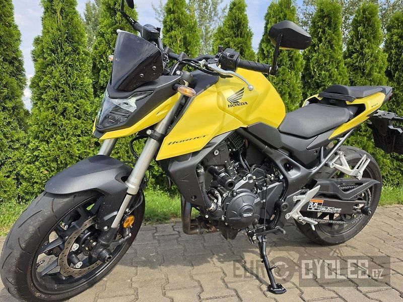 Honda CB 750 Hornet (2023) - fotka 10 z 19
