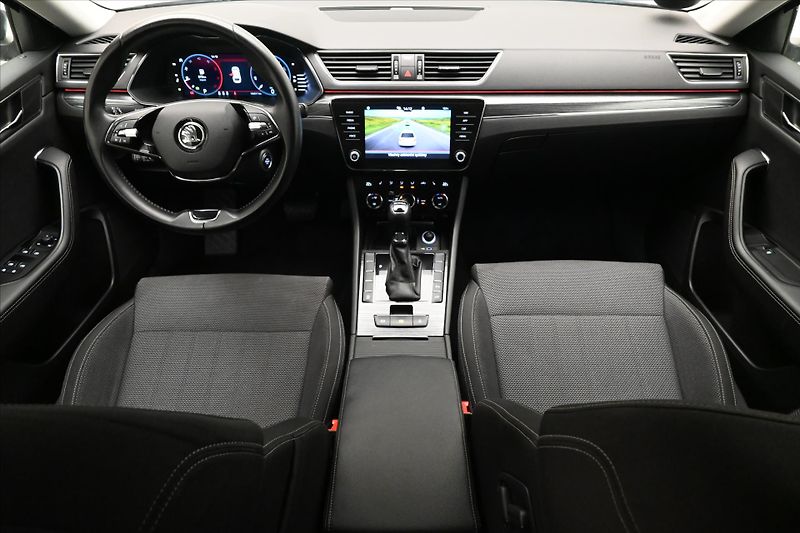 Škoda Superb 2,0 TDI 110 kW DSG Style Záruk - fotka 15 z 31