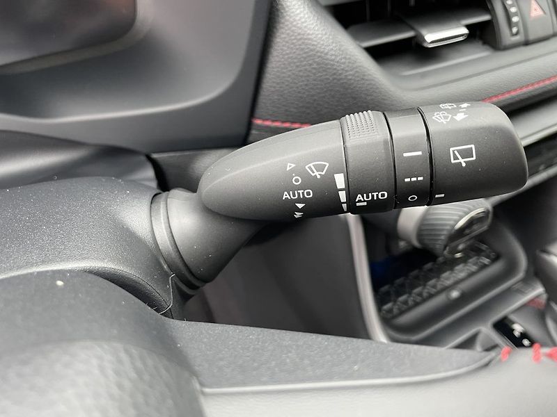 Toyota RAV4 2.5 Plug-in Hybrid Selection - fotka 21 z 28