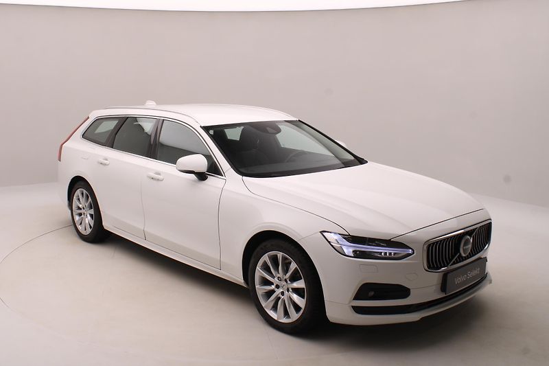Volvo V90 B4 MOMENTUM AUT CZ - fotka 17 z 47