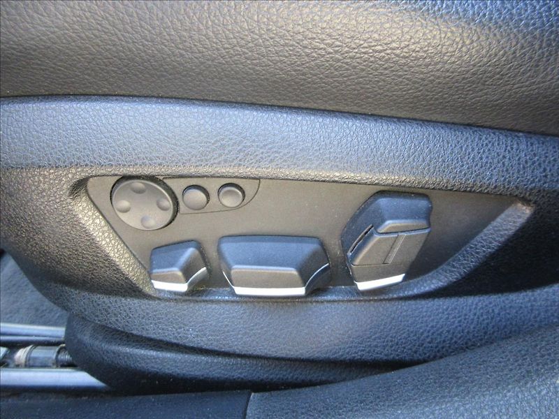 BMW Řada 5 535d xDrive, Panorama, Navi, K - fotka 27 z 34