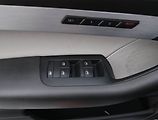 Audi A6 (2010) 3.0 TFSI, 4X4, Automat - náhled 29