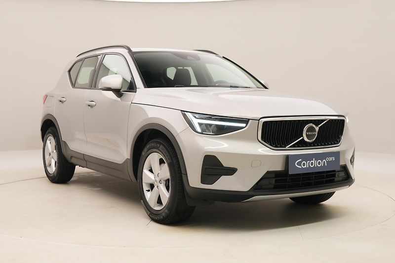 Volvo XC40 T2 ESSENTIAL  - fotka 14 z 37