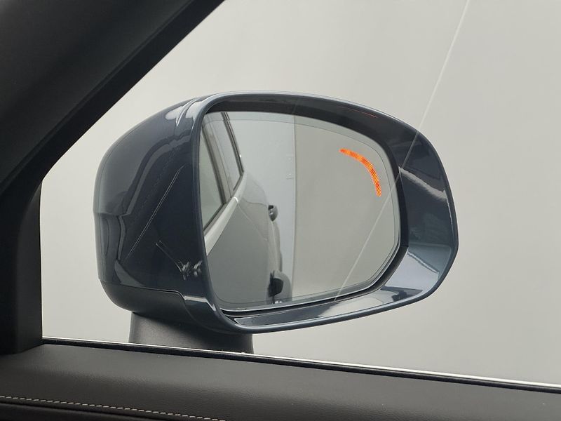 Volvo XC90 B5 AWD CORE CZ 1.maj  - fotka 19 z 43