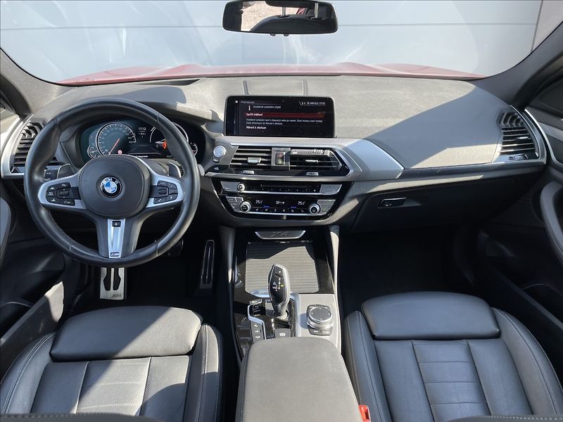 BMW X4 XDRIVE30D Mpaket ČR.1.MAJ. - fotka 9 z 32