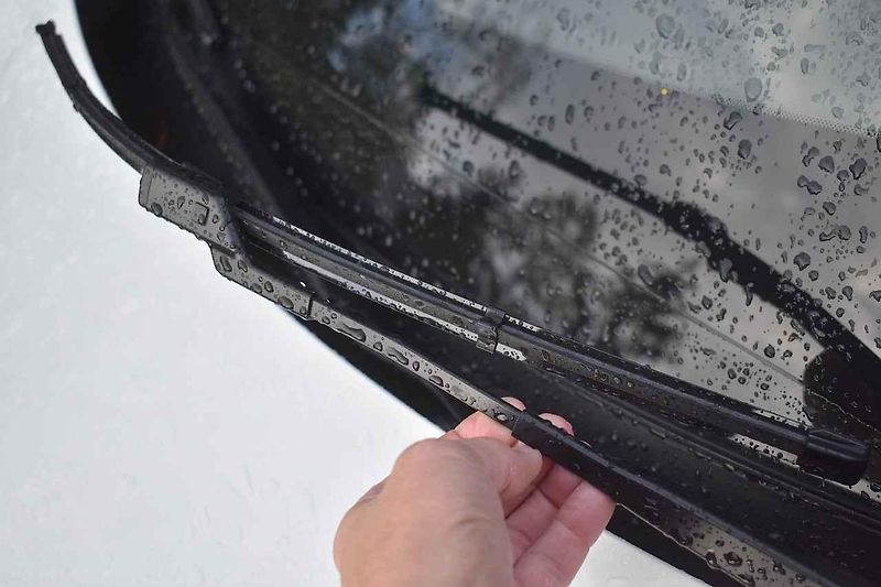 Dobře fungující stěrače jsou příspěvkem pro bezpečnější jízdu