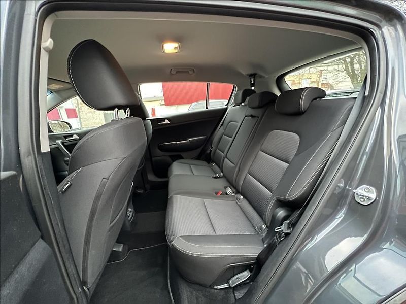 Kia Sportage 1.6 CRDi Exclusiv aut.,ČR,1.M, - fotka 11 z 26