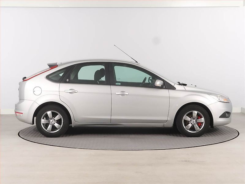 Ford Focus (2008) 1.6 16V, po STK - fotka 6 z 15