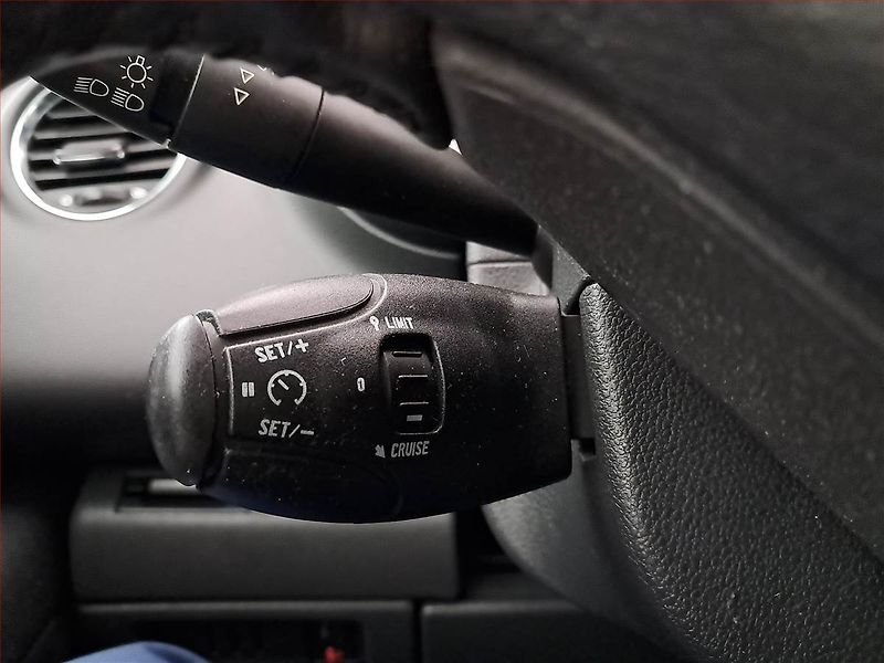 Peugeot 3008 (2012) 1.6 VTi, po STK, servisované - fotka 17 z 20