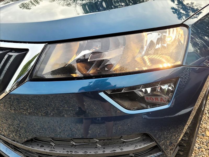 Škoda Karoq 1,5 TSI,DSG,navi,110kw - fotka 46 z 49