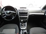 Škoda Octavia (2009) 1.6 TDi, Ambiente, xenon - náhled 8