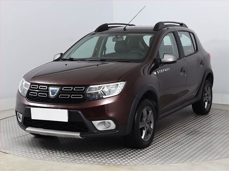 Dacia Sandero (2017) Stepway 1.5 dCi, Navi - fotka 2 z 16