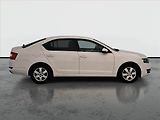 Škoda Octavia (2015) 1.6 TDI, Serv.kniha, Bi-Xenony - náhled 6