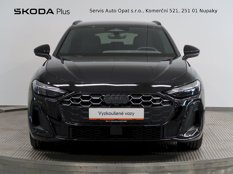 Audi A5 (2025) AVANT S-LINE 2.0TDI 150KW 4x4 - fotka 4 z 40