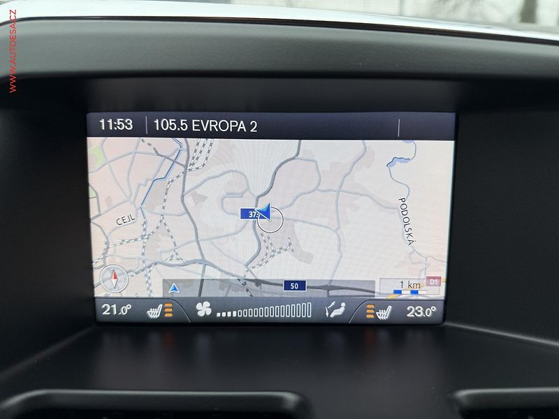 Volvo XC60 (2012) 2.4 D 4x4, xenon, kůže - fotka 14 z 19