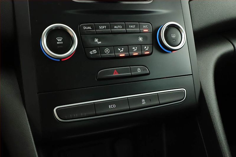 Renault Mégane (2017) 1.5 dCi, Tempomat - fotka 14 z 17
