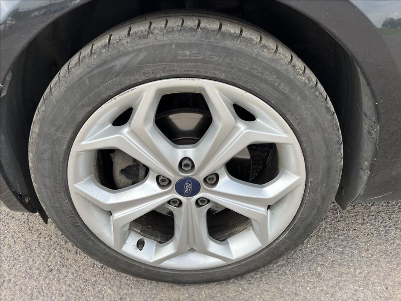 Ford S-MAX 2,0 TDCi 7.MÍST KLIMA 2x KOLA - fotka 36 z 41