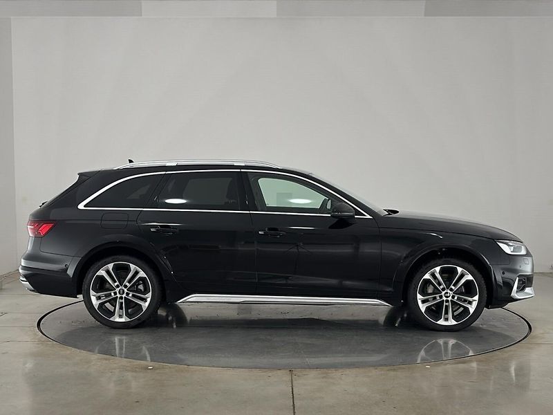 Audi A4 Allroad Kombi quattro 0 - fotka 16 z 30