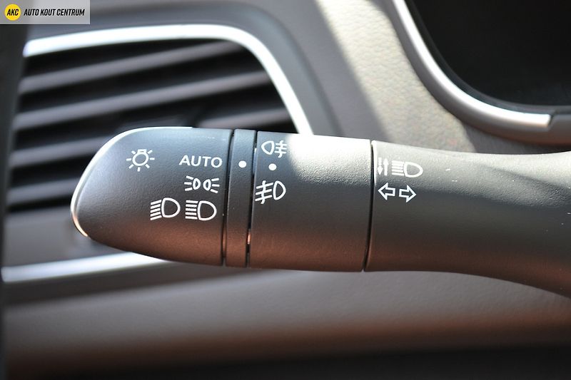 Renault Mégane IV GRANDCOUPÉ TECHNO dCi 115 E - fotka 44 z 54