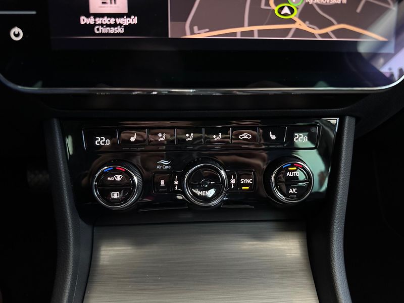 Škoda Superb (2022) Style 2.0 TSI 206 KW 4x4 - CZ - fotka 16 z 27