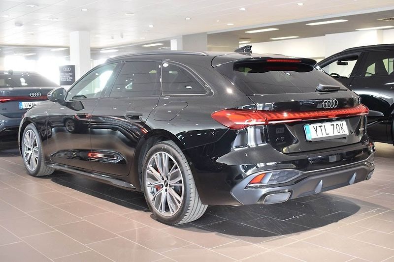 Audi A5 e-hybrid q S-Line Tech+ Matrix - fotka 2 z 7