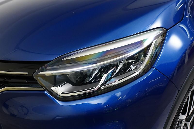 Renault Captur - fotka 9 z 23