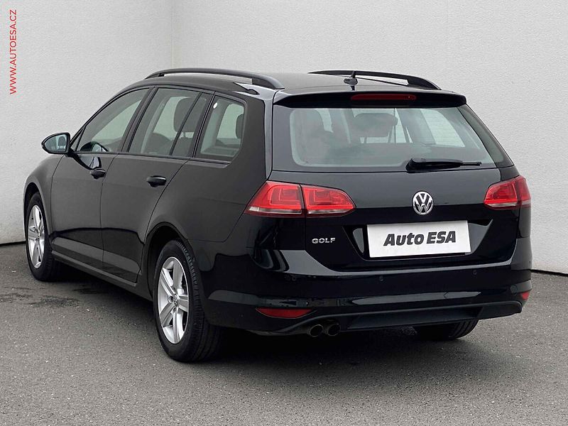 Volkswagen Golf (2013) 2.0 TDi, Comfortline, DSG - fotka 6 z 18