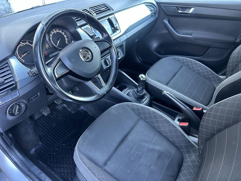 Škoda Fabia (2018) Combi 1,0 MPI Ambition - fotka 7 z 27