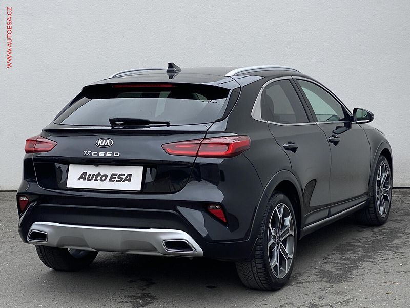 Kia XCeed (2019) 1.6T-GDi, 2.maj,ČR, AT. LED - fotka 4 z 19