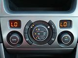 Peugeot 308 (2010) 1.6i, 1.maj,ČR, AC, tempo - náhled 16