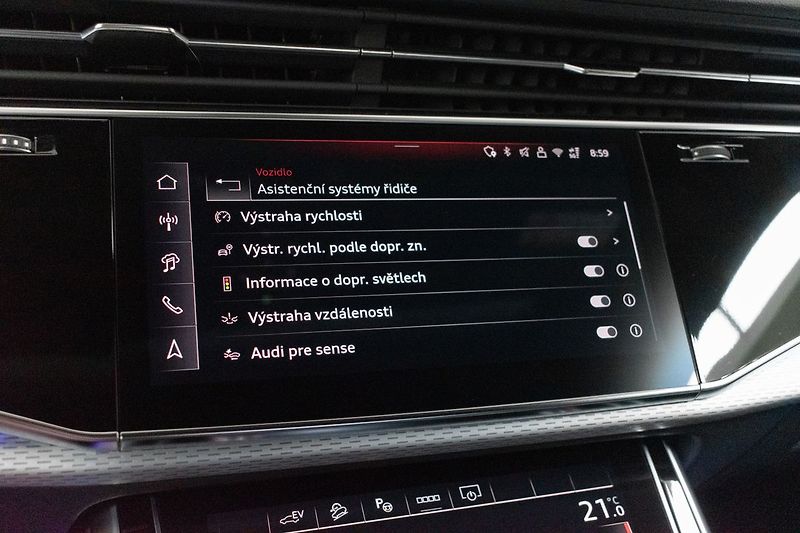Audi Q7 55 TFSI e *S-LINE*4x4*AIR*DPH* - fotka 35 z 52