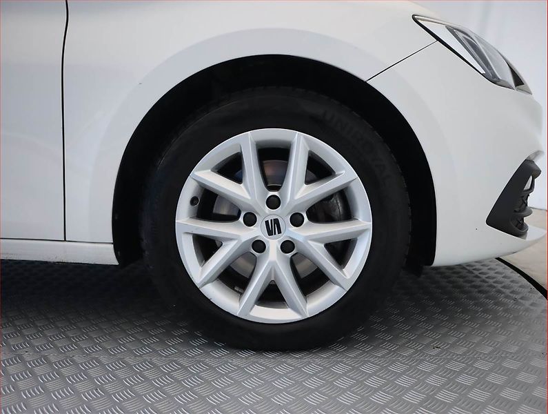 Seat Leon (2022) Stylance 2.0 TDI, Automat - fotka 14 z 22