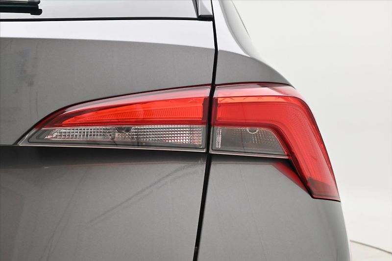 Škoda Kamiq 1,0 TSI 81 kW Sport Business Z - fotka 28 z 29