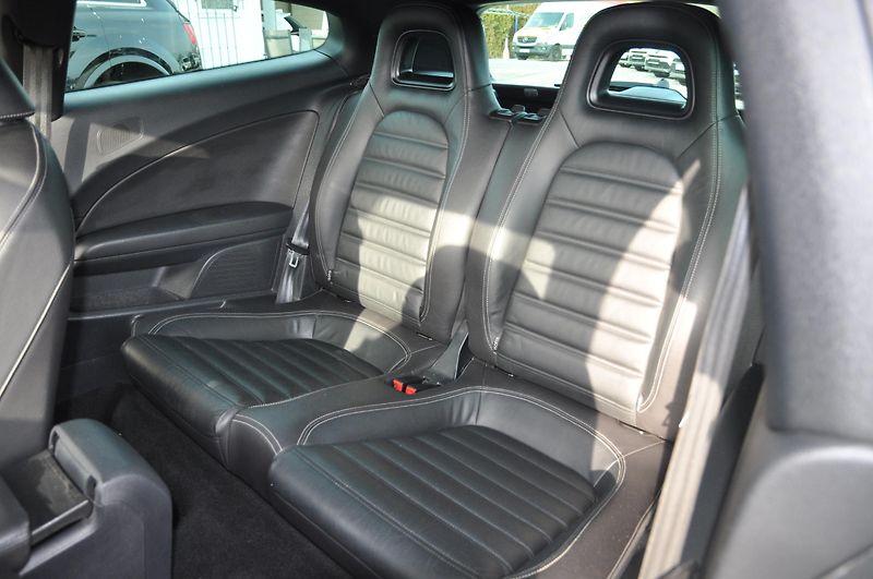 Volkswagen Scirocco 2.0TSi 147kW Sport - fotka 7 z 17