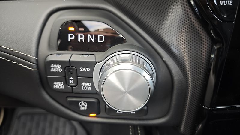 Dodge RAM (2026) 1500  I6 Limited MY26 - fotka 35 z 53
