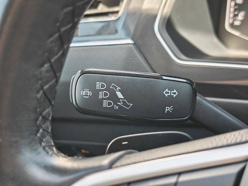 Volkswagen Tiguan Elegance 7DSG 1,5TSi - fotka 13 z 23