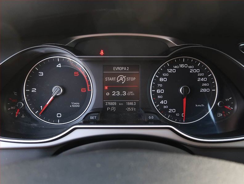 Audi A4 (2014) Ambition 2.0 TDI, Automat - fotka 11 z 18