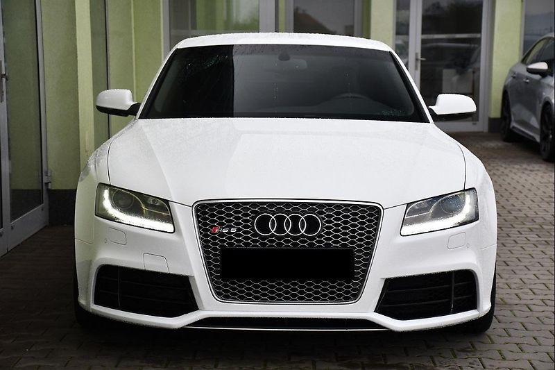 Audi RS 5 4.2 V8 B&O PO VELKÉM SERVISE  - fotka 10 z 45