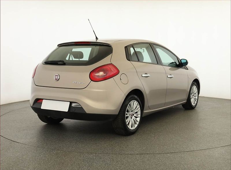 Fiat Bravo (2011) 1.4 16V, Serv.kniha, po STK - fotka 5 z 14