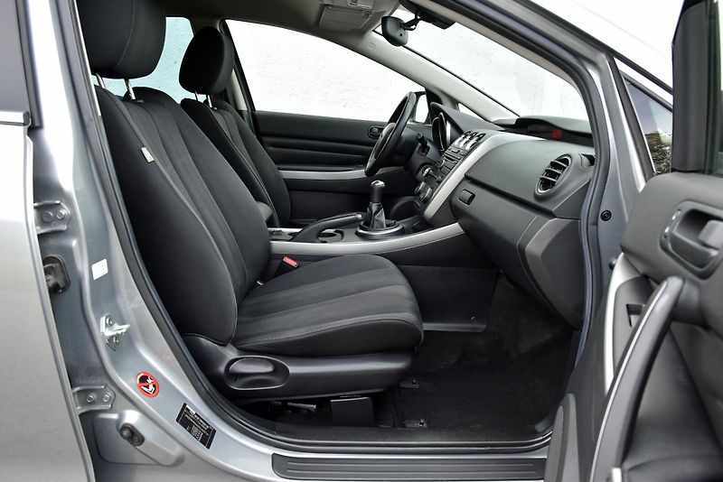 Mazda CX-7 2.2 MZR-CD 4WD,NAVI,VÝHŘEV,TZ - fotka 34 z 39