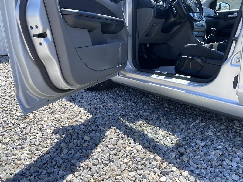 Ford Focus 1.6 TDCi 90PS KOMBI STK  - fotka 89 z 151