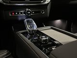 Volvo XC90 (2026) 2,0 T8  Ultra Bright - náhled 38