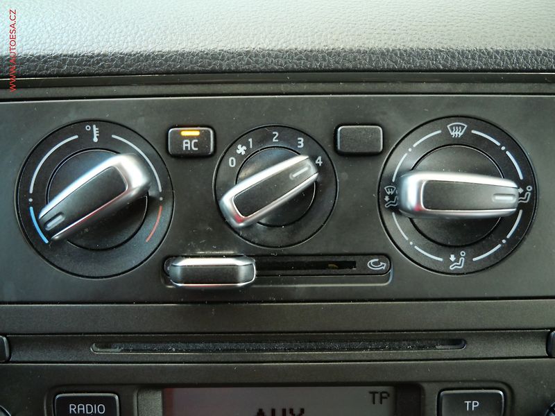 Škoda Citigo (2011) 1.0i, ČR, AC, STK5/28 - fotka 15 z 18