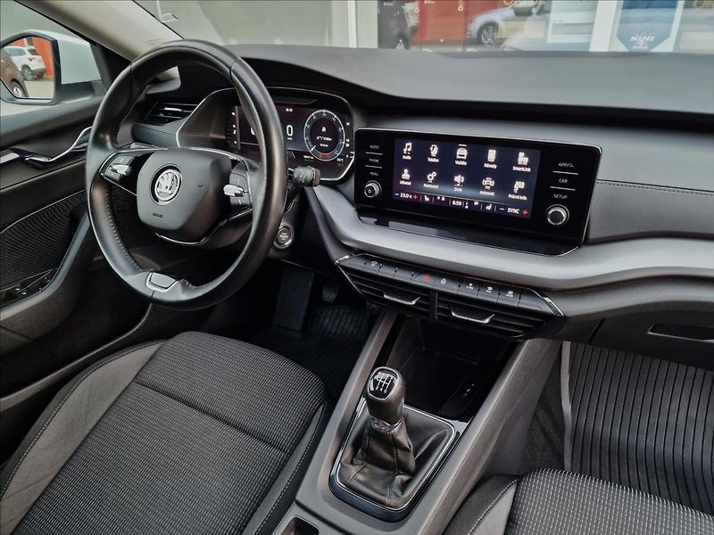 Škoda Octavia 2.0TDI Ambition,ČR,1.Majitel - fotka 39 z 50
