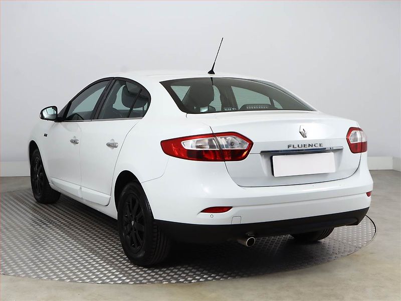 Renault Fluence (2012) 1.5 dCi, nová STK, rezervace - fotka 4 z 15